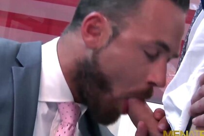 Blond Hunk Johan Kane Fucks Logan Moore in Office