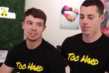 Two Juicy Hunks Collide! Muscle Micky Fucks Juicy Jeremy!