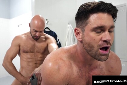Hairy Rugby Player Plowed in Lockeroom - Beau Butler, Tarzan Top
