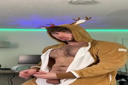 Joshbigosh Jacking Off While Wearing A Deer Suit