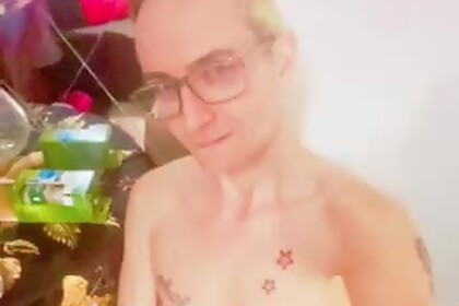 Quelqu’un ma sucer ma belle dure